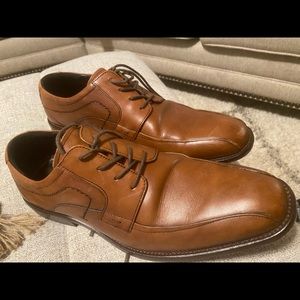 Johnson & Murphy shoes. Tan Italian Calfskin. Size 10 1/2